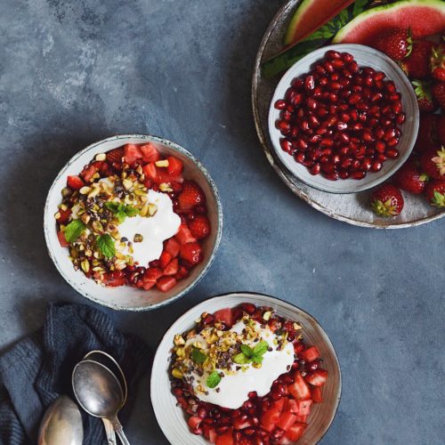 Frugtsalat Med Skyr Og Mynte - Prøv Sund Lækker Opskrift - Grødgrisen