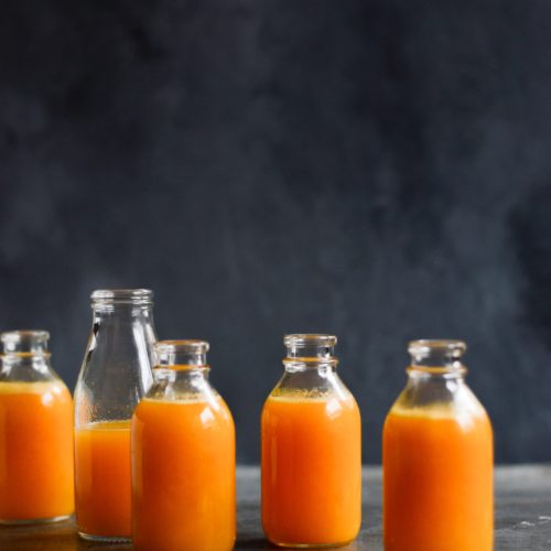 appelsinjuice-med-graeskar-