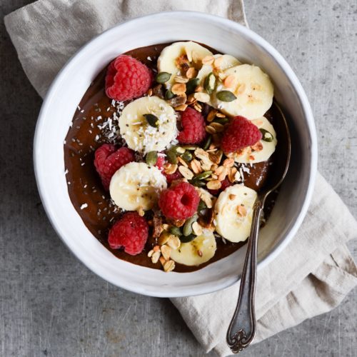chokolade-smoothie-med-kakao-og-banan