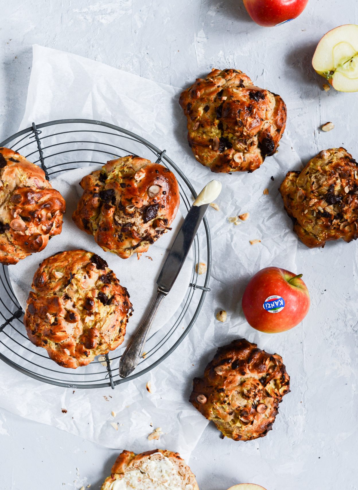 æblebrud-hasselnødder-chokolade-kanel-opskrift-2