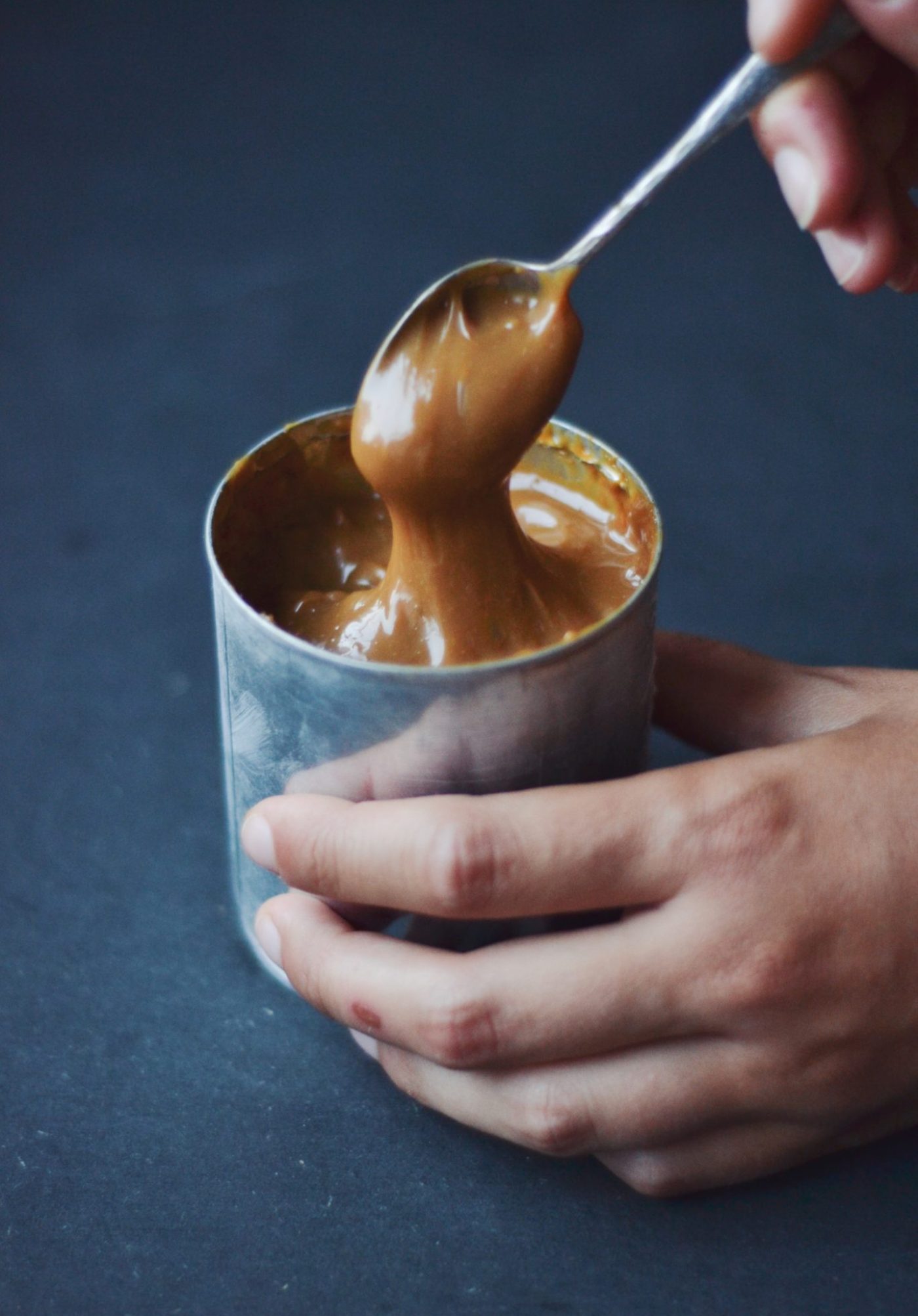 cremet karamel af kondenseret mælk dulce de leche ingefær peanutbutter havsalt