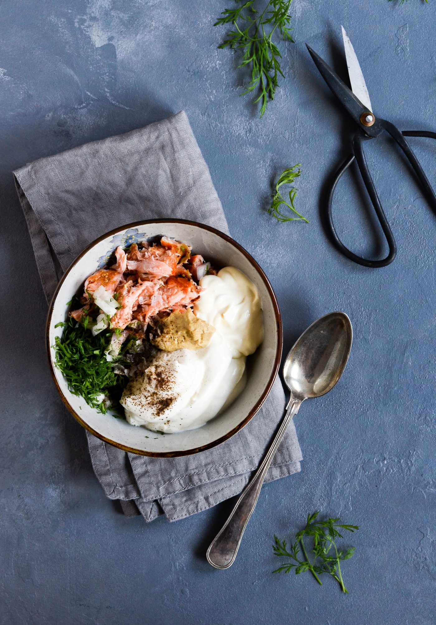 laksesalat-med-skyr-dild-citron-